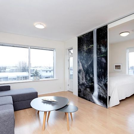 Overlooking The City, Bright & Cozy - Free Parking Reikiavik Exterior foto