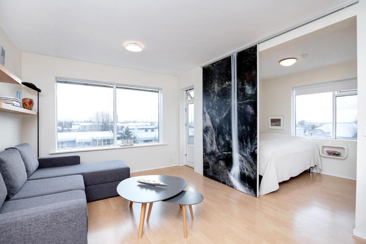 Overlooking The City, Bright & Cozy - Free Parking Reikiavik Exterior foto